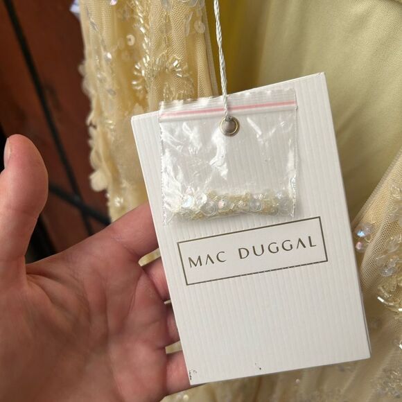 Mac Duggal 70274 Embellished Illusion Cap Sleeve Gown Butter Yellow size 6 NWT - Picture 7 of 10